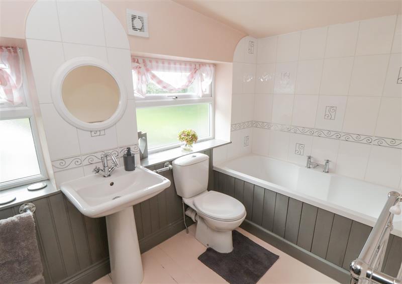 The bathroom at 7 Lilac Terrace, Danby