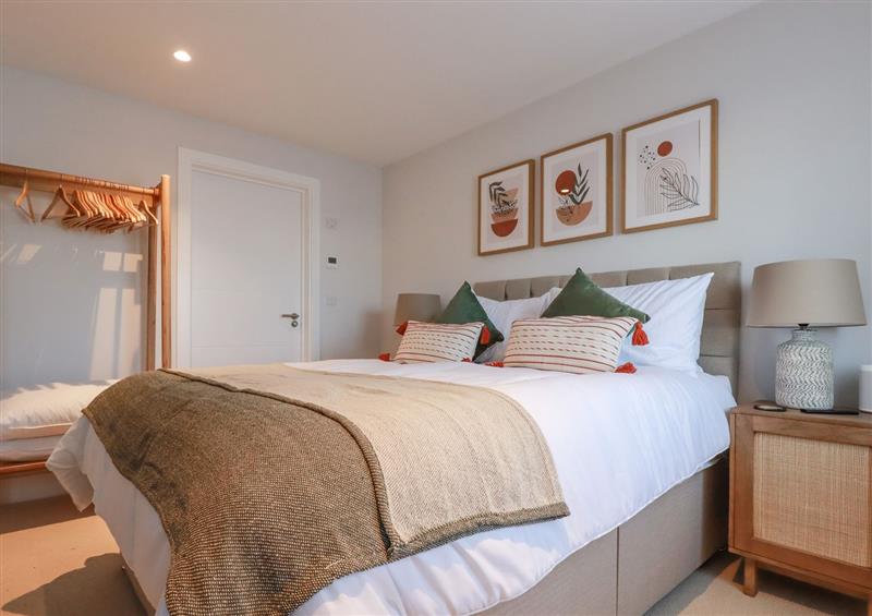 This is a bedroom (photo 2) at 7 Longshore, Porth near St Columb Minor