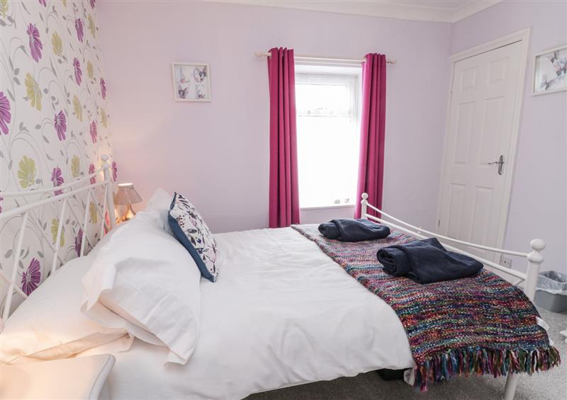 Bedroom (photo 3) at 7 Marine Drive, Hartlepool