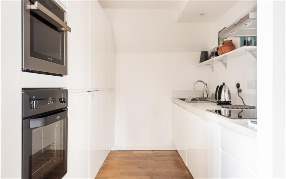 Fully-equipped contemporary kitchen. at 7 Staverton Mill in Totnes