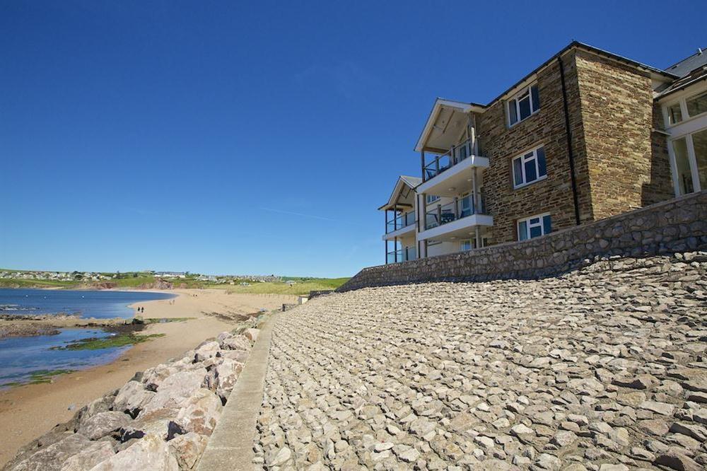 Thurlestone Rock Apartments with spectacular sea