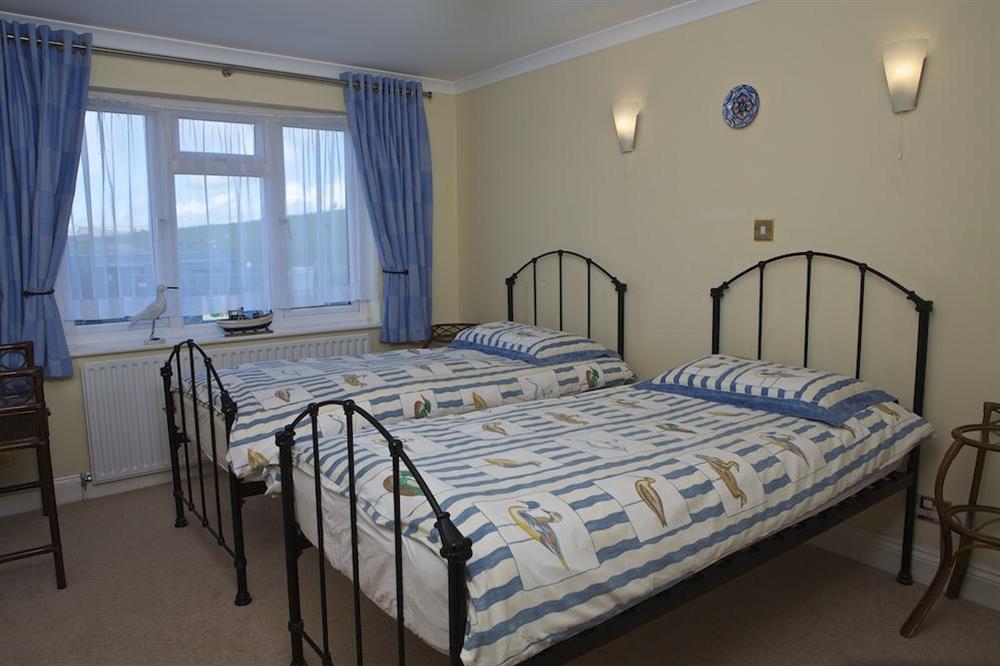 Twin bedroom 1 at 7 Thurlestone Rock Apartments in , Kingsbridge