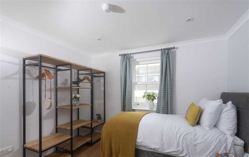 One of the bedrooms (photo 2) at 7 Wheal Ayr, Cornwall