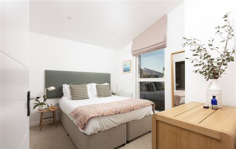 This is a bedroom at 71 Una, Cornwall