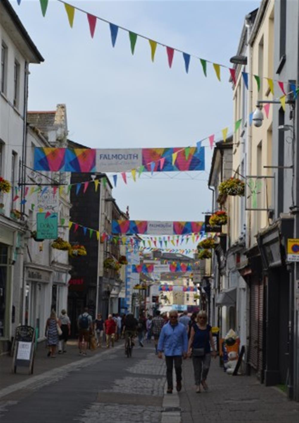 Falmouth town has an array of shops, plus a range of restaurants, cafes and art galleries at 73 Upper Barn in Maenporth