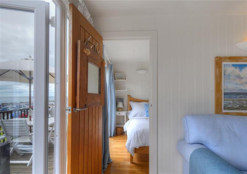 This is a bedroom at 8 Bowling Green Chalets, Lyme Regis