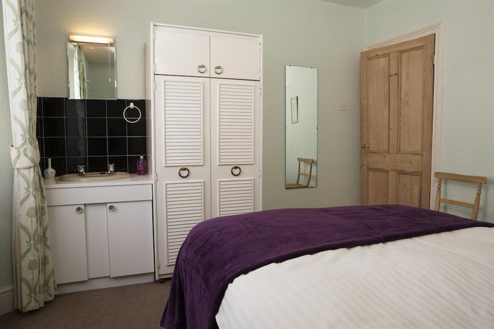Master bedroom (photo 2) at 8 Church Street in , Salcombe