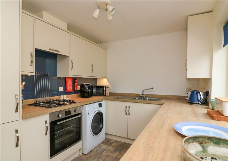 The kitchen (photo 2) at 8 Dartmouth House, Dartmouth