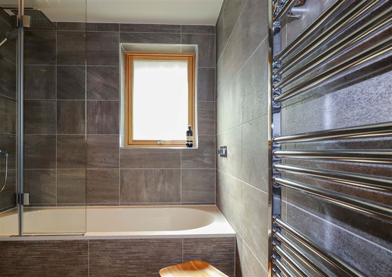 Bathroom (photo 2) at 8 Karn Havos, St. Eval near Mawgan Porth
