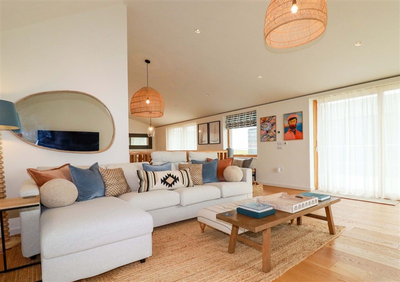 Inside at 8 Karn Havos, St. Eval near Mawgan Porth