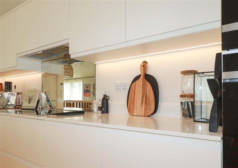 The kitchen (photo 2) at 8 Karn Havos, St. Eval near Mawgan Porth