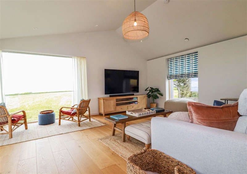 The living room at 8 Karn Havos, St. Eval near Mawgan Porth