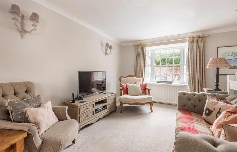 Inside at 8 Kings Cottages in Salcombe