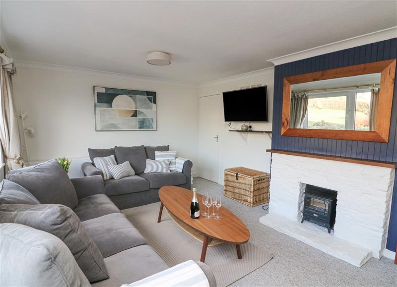The living area at 8 Little Hill, Salcombe