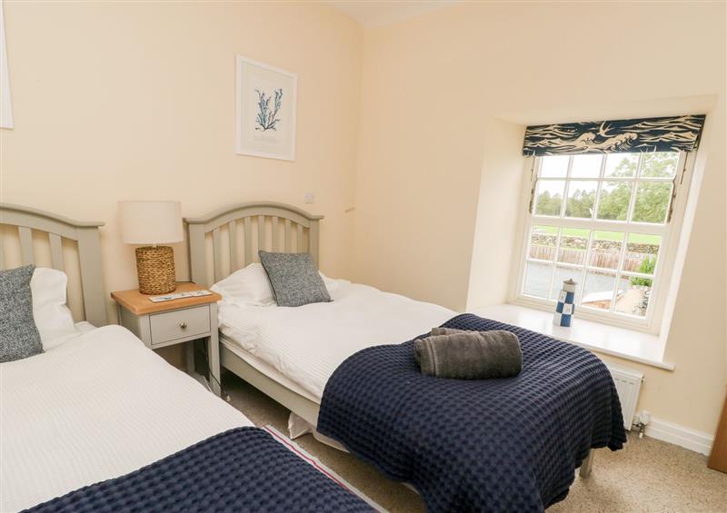A bedroom in 8 Llwyn Onn at 8 Llwyn Onn, Llanfairpwllgwyngyll