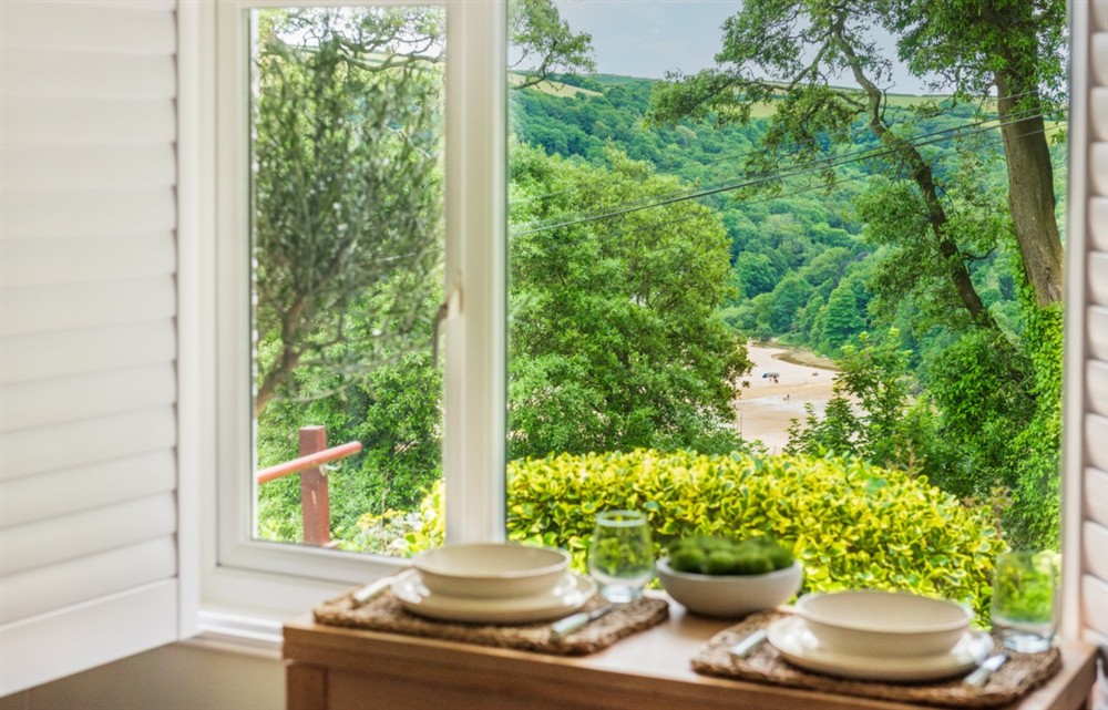 Photo of 8 Melbury (photo 2) at 8 Melbury in Salcombe