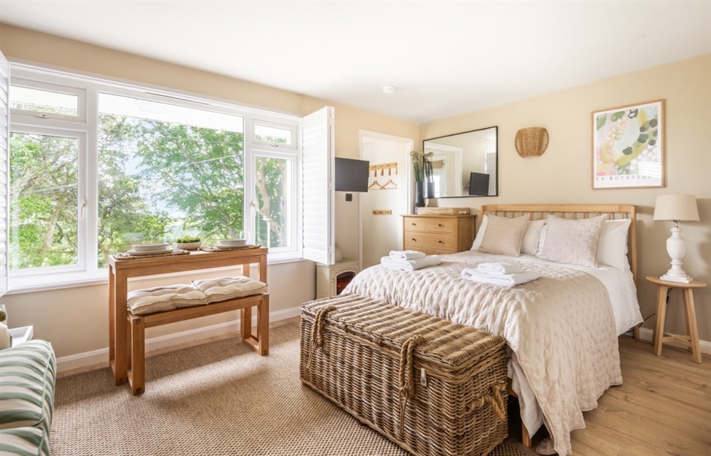 This is the bedroom at 8 Melbury in Salcombe