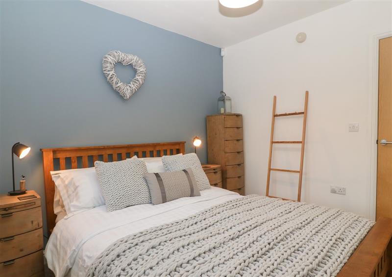 One of the bedrooms (photo 3) at 8 Pen Llanw Tides Reach, Rhosneigr
