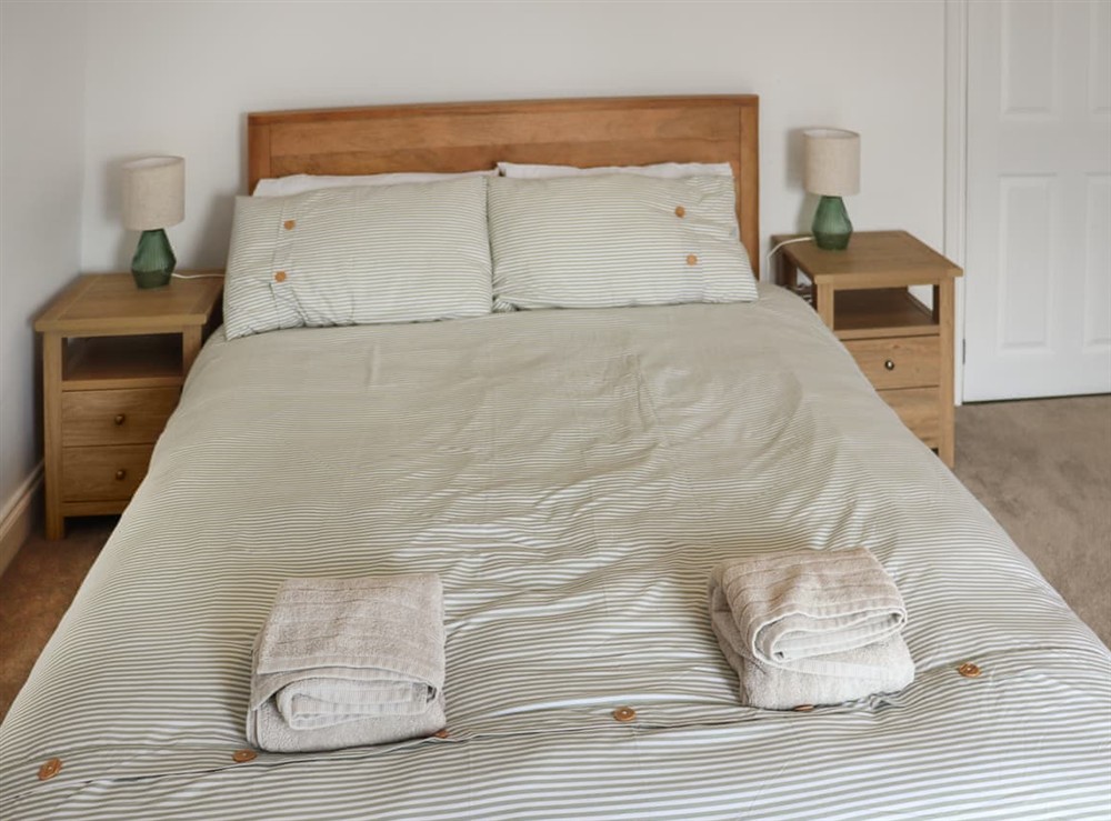 Double bedroom (photo 2) at 8 Stratford Villas in Llansteffan, near Carmarthen, Dyfed