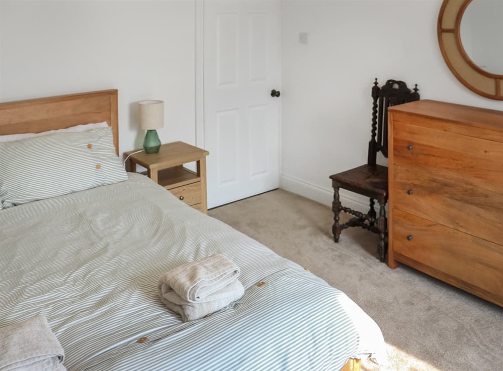 Double bedroom (photo 3) at 8 Stratford Villas in Llansteffan, near Carmarthen, Dyfed