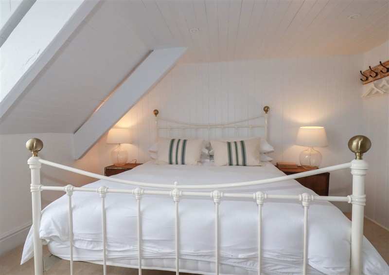Bedroom (photo 5) at 84 Fore Street, Port Isaac