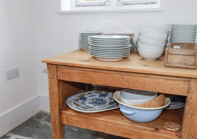 Kitchen (photo 2) at 84 Fore Street, Port Isaac