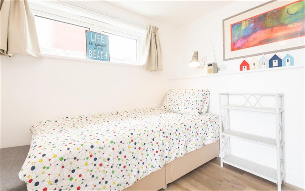 GF bedroom with 3ft single at 9 Bowling Green in Lyme Regis