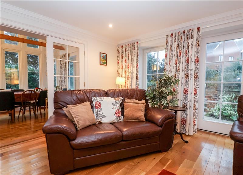 The living room at 9 Church Farm Rise, Aldeburgh