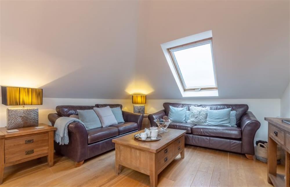 9 Fernhill Penthouse, Carbis Bay. Sumptuous seating in the open-plan sitting room at 9 Fernhill Penthouse, Carbis Bay