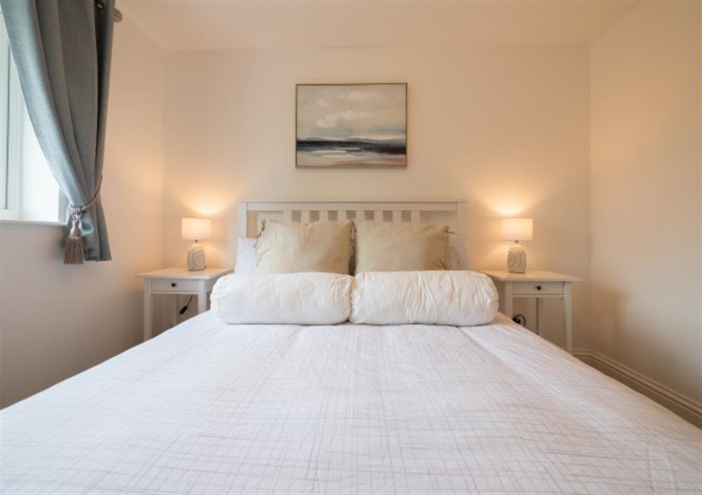 A bedroom in 9 Mount Pleasant at 9 Mount Pleasant in Kingsbridge