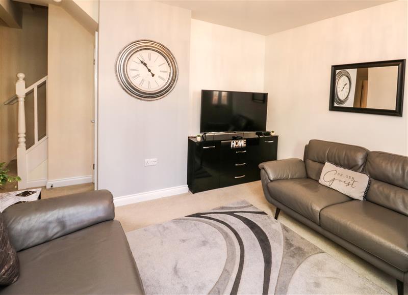 The living area (photo 2) at 9 Seaford Sands, Paignton