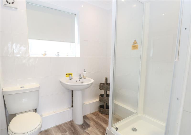 This is the bathroom at 91 Waterside Park, Lowestoft