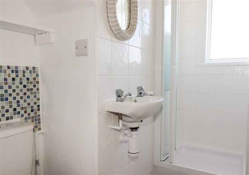 Bathroom at 99 Tower Road, Newquay
