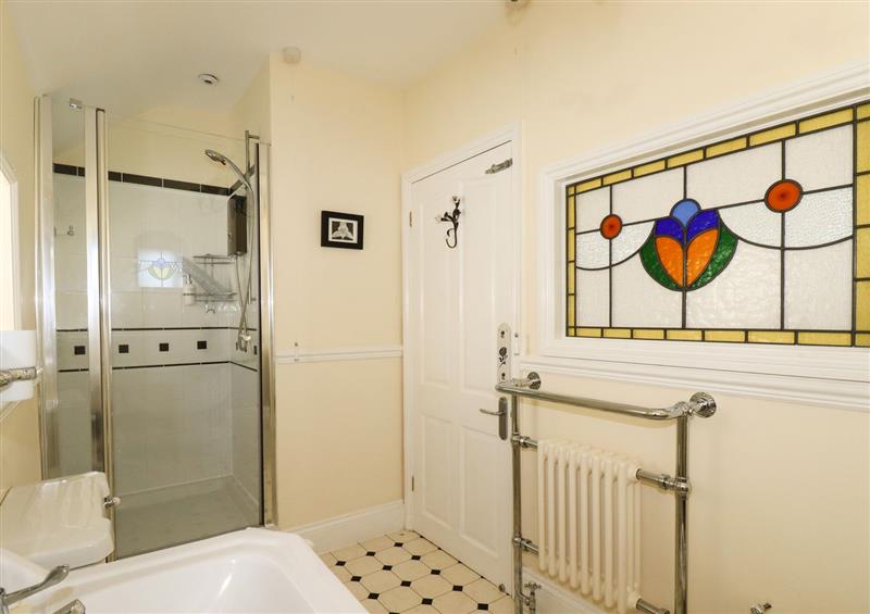This is the bathroom at 99 Tower Road, Newquay