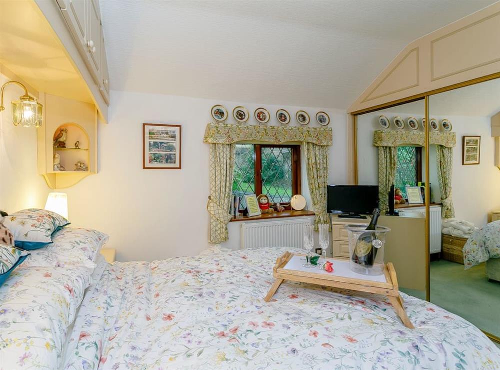 Double bedroom (photo 5) at The Gatehouse, 