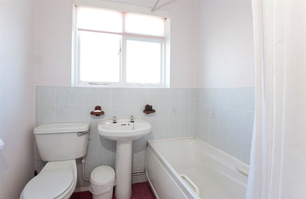 Bathroom at Aalsmeer in Widemouth Bay, Cornwall