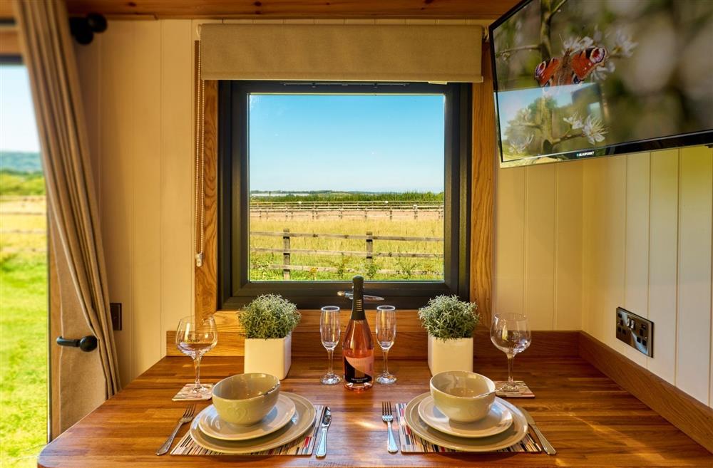 The breakfast bar with a countryside view