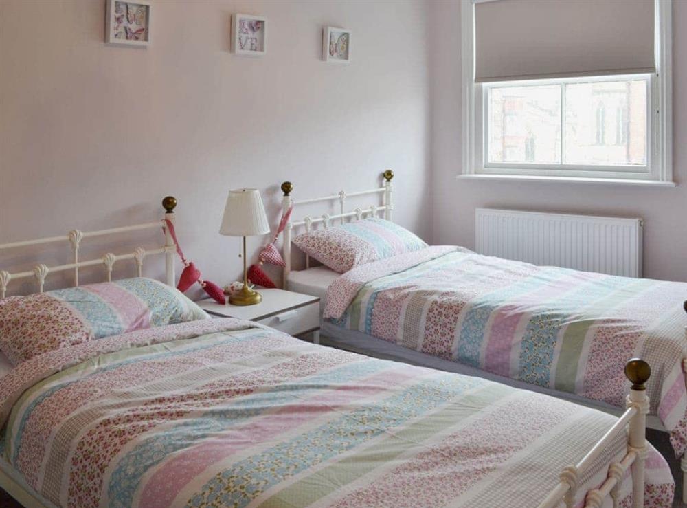 Charming twin bedroom at Abbeydale Town House in Whitby, North Yorkshire