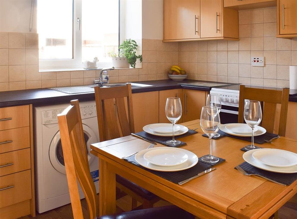 Well appointed kitchen with dining area at Abbotts Close Cottage in Sutton-under-Whitestonecliffe, near Thirsk, North Yorkshire