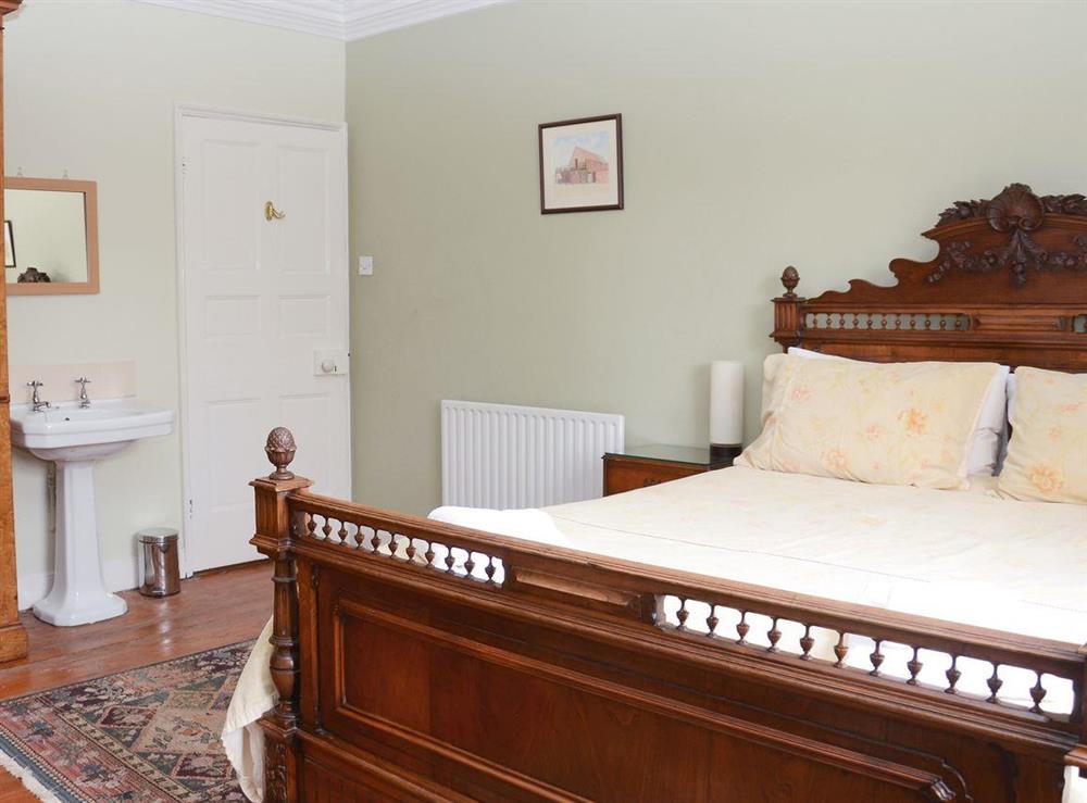 Double bedroom (photo 3) at Abbotts Farm in Horbling, Nr Sleaford., Lincolnshire