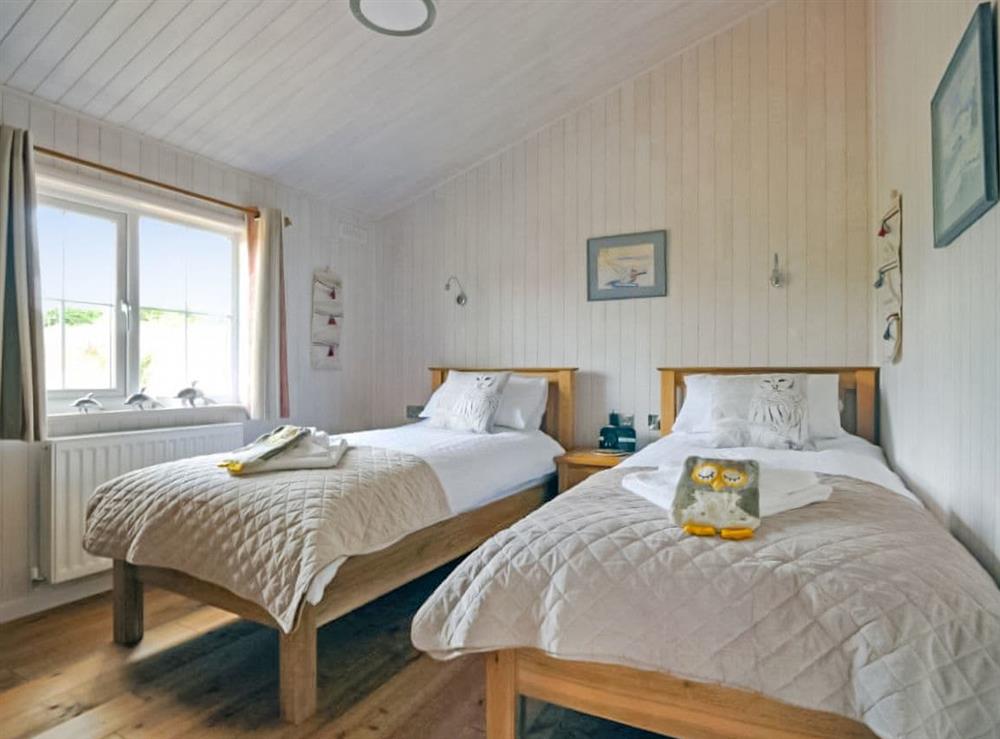 Twin bedroom at Acacia Lodge in Mercia Marina, Willington, Derbyshire