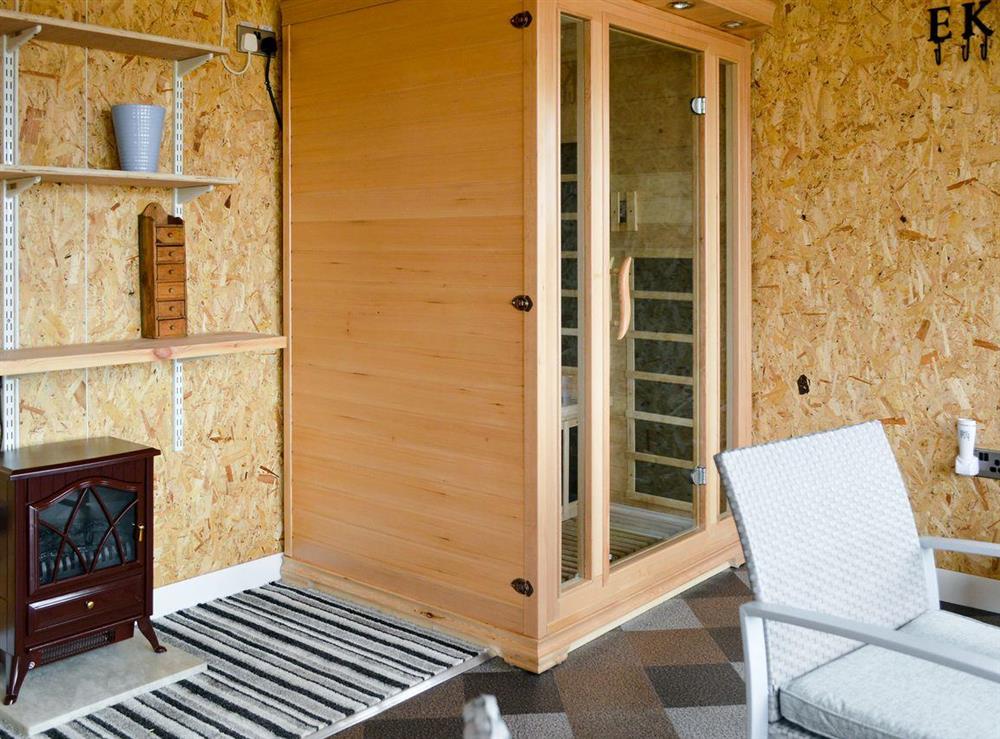 Relax in the summerhouse complete with sauna at Ach-Na-Mara in Fiskavaig, Isle of Skye, Isle Of Skye