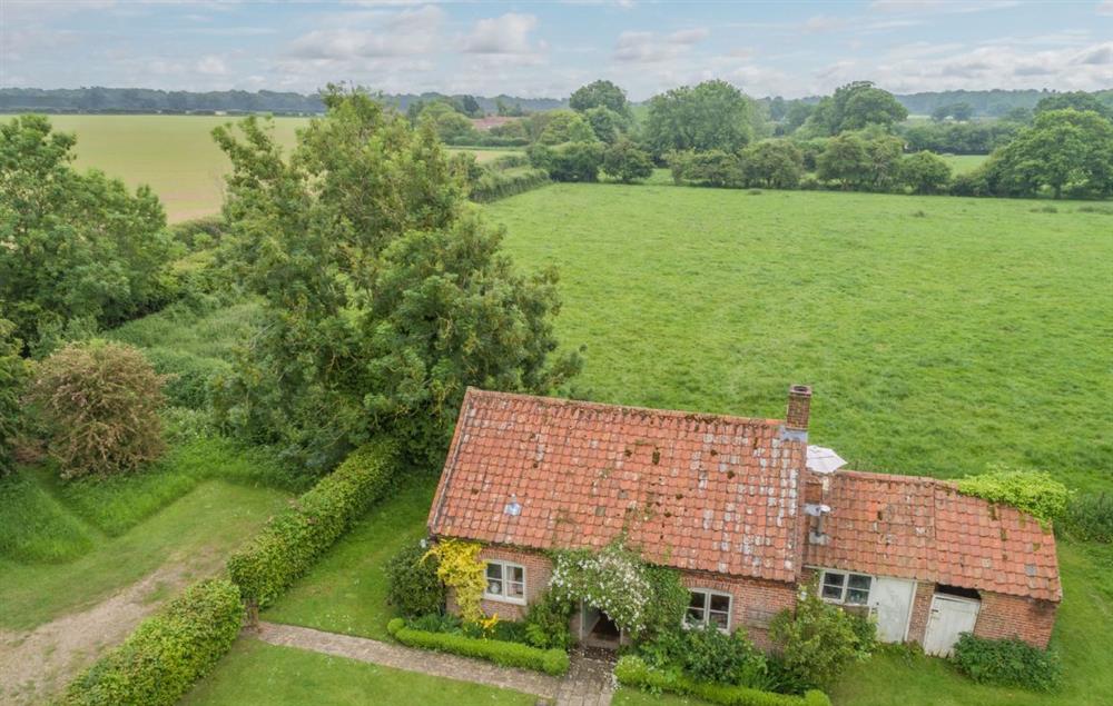 Acorn Cottage is surrounded by scenic countryside