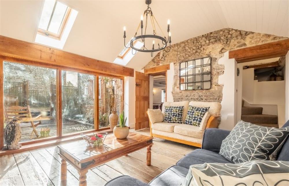 Acorn Cottage: The sunny sun room