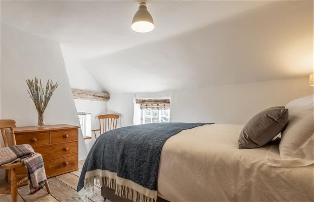 First floor: Master bedroom with king-size/twin bed at Acorn Cottage, Tattersett near Kings Lynn