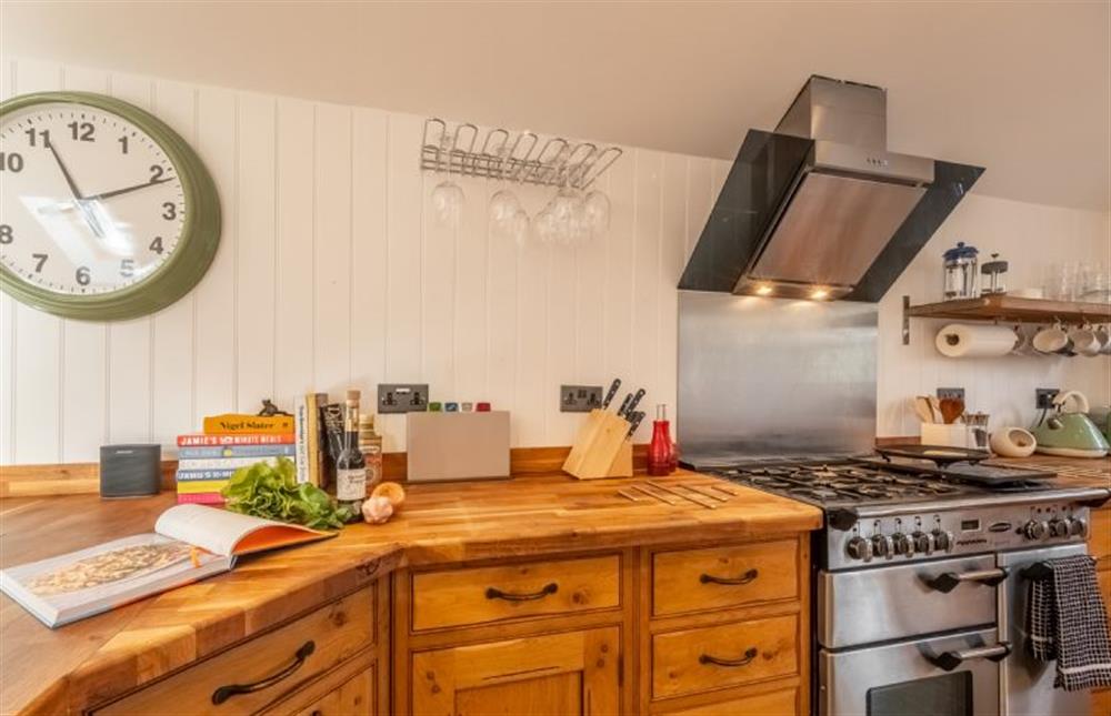 Ground floor: Kitchen with range cooker at Acorn Cottage, Tattersett near Kings Lynn