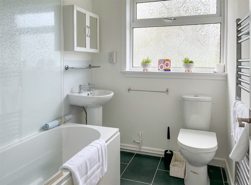 Bathroom at Acreknowe Cottage in Hawick, Roxburghshire