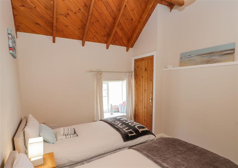 One of the 2 bedrooms at Adelaides Cottage, Pickering
