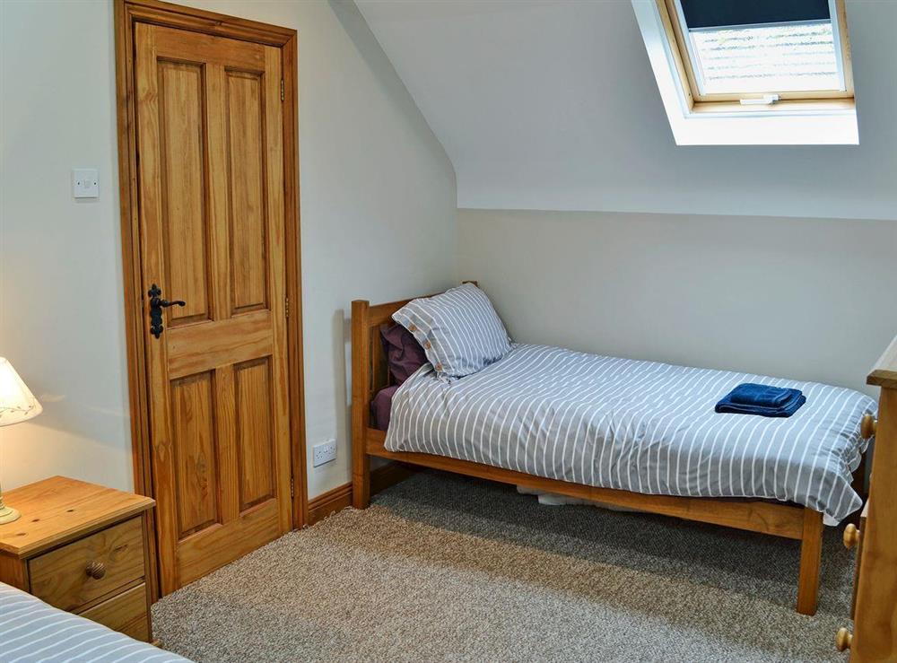 Cosy twin bedroom with Freeview TV at Aden Barn in Allonby, near Silloth, Cumbria, England