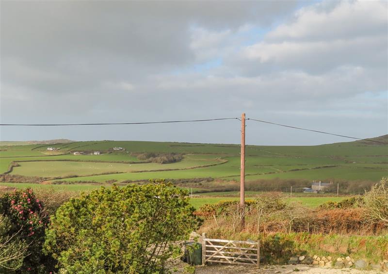 The setting around Ael Y Fron (photo 3) at Ael Y Fron, Aberdaron